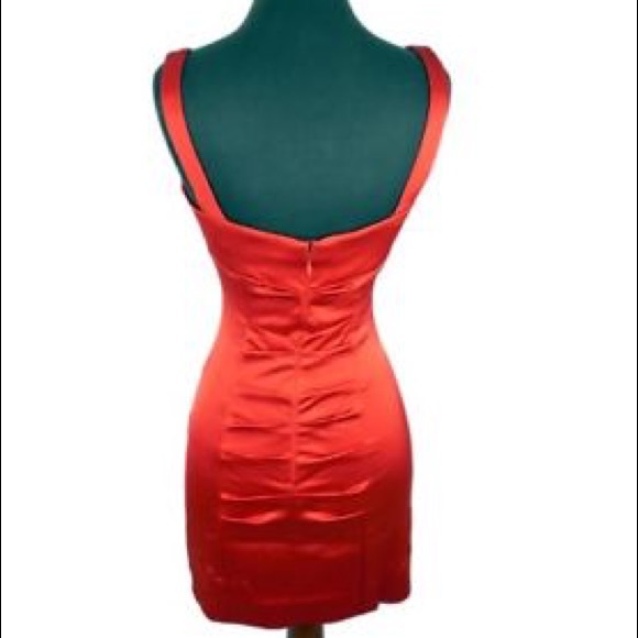 Cache Red Satin Ruched Midi Dress - Picture 7 of 8